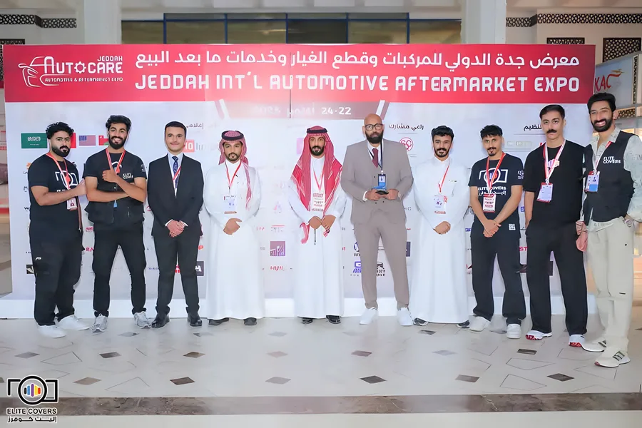 The Elite Covers team at the expo